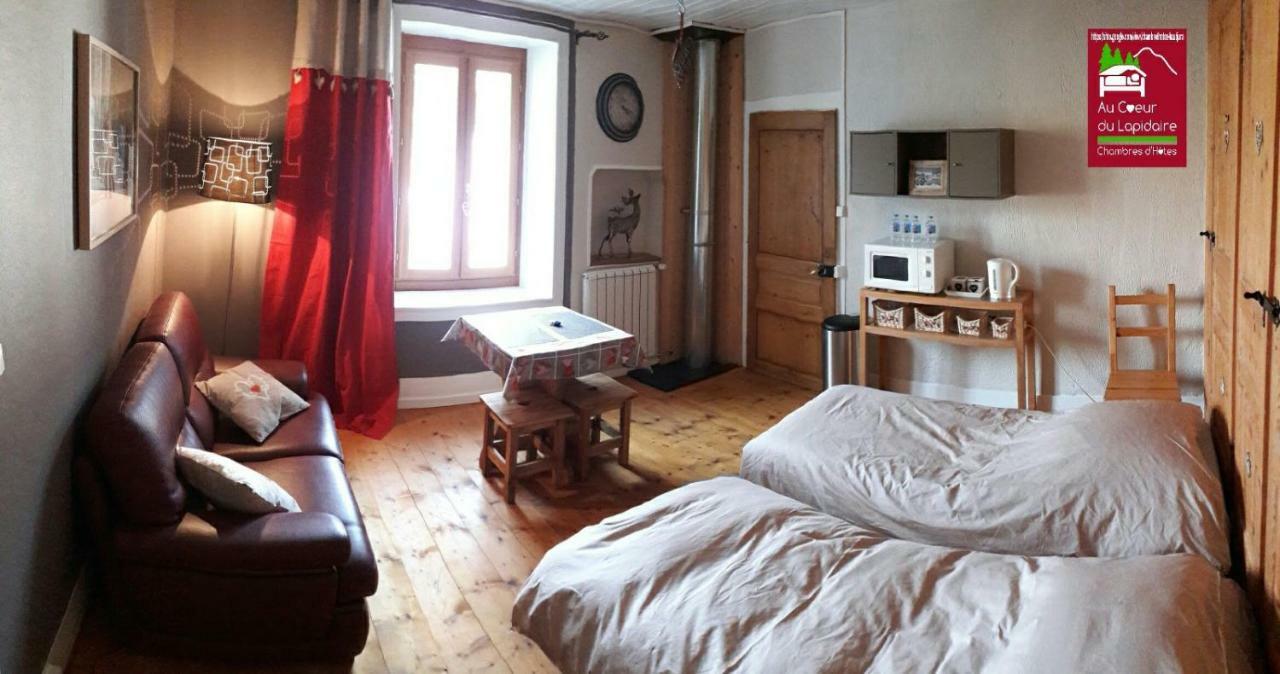 Au Coeur Du Lapidaire Septmoncel-Les-Molunes Exteriör bild